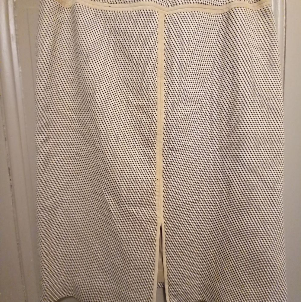 Wool skirt